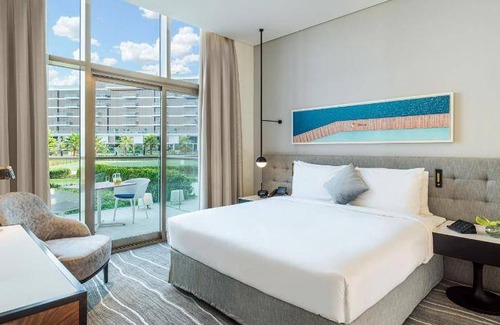 Palm Jumeirah Hotel | 325 m² Hotel ∙ 2 bedrooms ∙ 127 guests