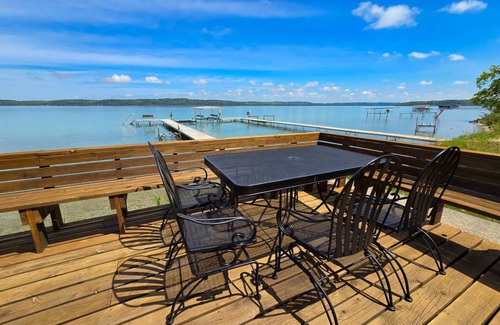 Frankfort House | 325 m² House ∙ 3 bedrooms ∙ 10 guests