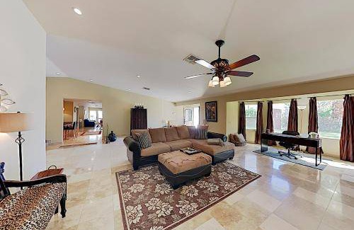 Desert Club Estates House | 325 m² House ∙ 4 bedrooms ∙ 8 guests