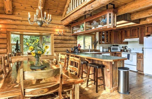 McCloud House | 325 m² House ∙ 4 bedrooms ∙ 10 guests