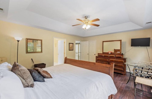 Takoma Park House | 325 m² House ∙ 4 bedrooms ∙ 8 guests