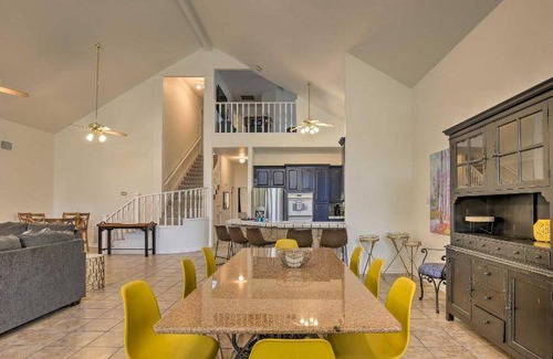 Seguin House | 325 m² House ∙ 5 bedrooms ∙ 14 guests