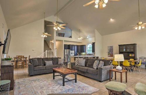 Seguin House | 325 m² House ∙ 5 bedrooms ∙ 14 guests