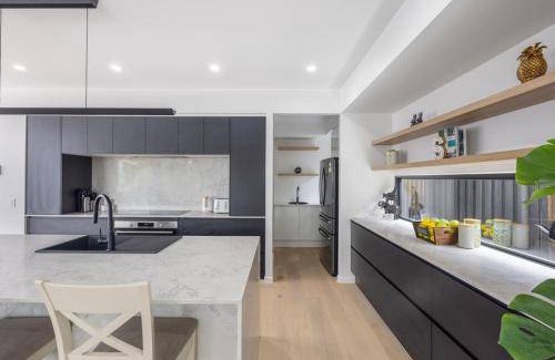 Rochedale House | 327 m² House ∙ 5 bedrooms ∙ 10 guests