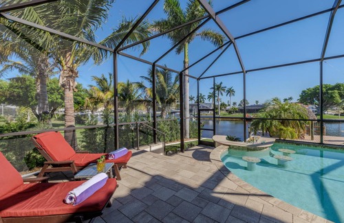 Yacht Club Villa | 327 m² Villa ∙ 4 bedrooms ∙ 8 guests