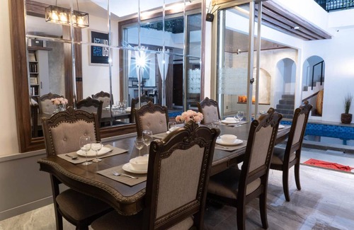 Setiabudi Villa | 329 m² Villa ∙ 10 bedrooms ∙ 20 guests