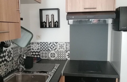 Valenciennes Apartment | 32m2 ground floor apartment Suitable for a couple or single person