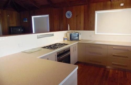Rainbow Beach House | 33 Cooloola Drive Rainbow Beach