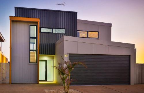 Exmouth House | 33 Inggarda Lane