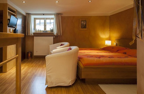 Michaelerberg Apartment | 33 m² Apartment ∙ 1 bedroom ∙ 4 guests