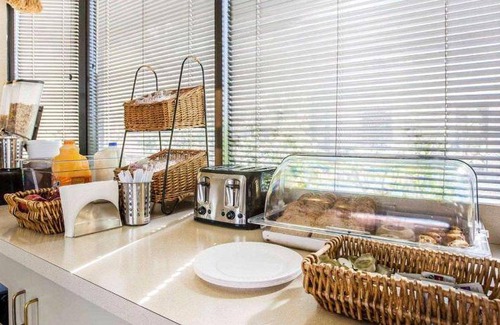 West Park Community Hotel | 33 m² Hotel ∙ 127 guests
