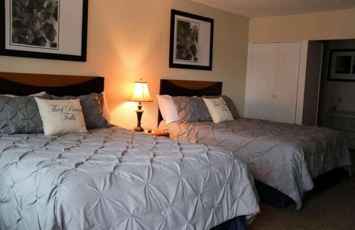 Thief River Falls Hotel | 33 m² Hotel ∙ 127 guests