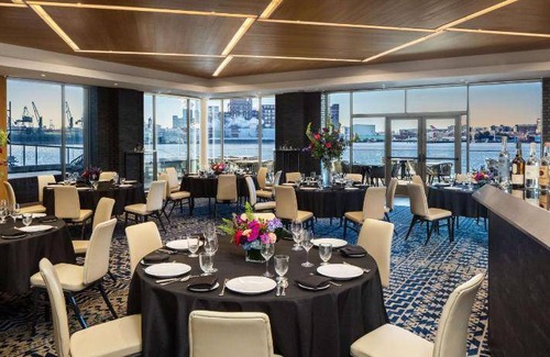 Fells Point Hotel | 33 m² Hotel ∙ 127 guests