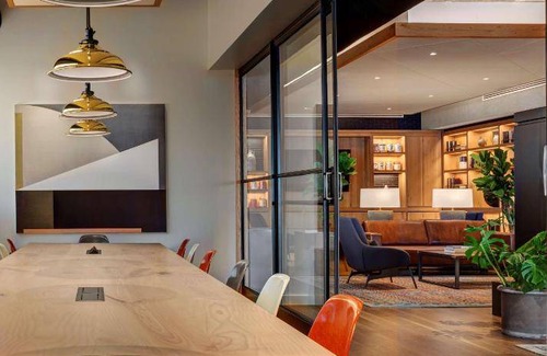 Fells Point Hotel | 33 m² Hotel ∙ 127 guests