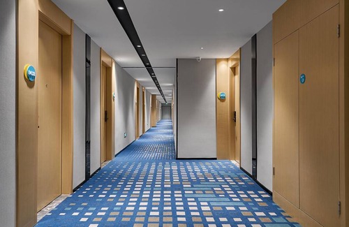 Huadu Hotel | 33 m² Hotel ∙ 2 guests