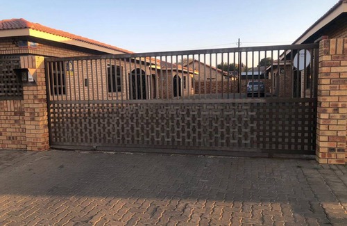 Kimberley Villa | 33 m² Villa ∙ 2 bedrooms ∙ 4 guests