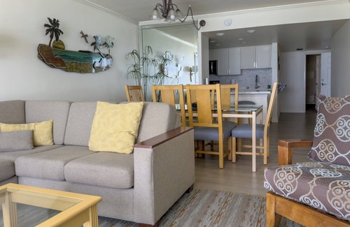 North Pacific Beach Condo | 33% OFF PB True Oceanfront 8/29/2025 thru 9/5/2025 1 Bed 1 Bath Sleeps 6