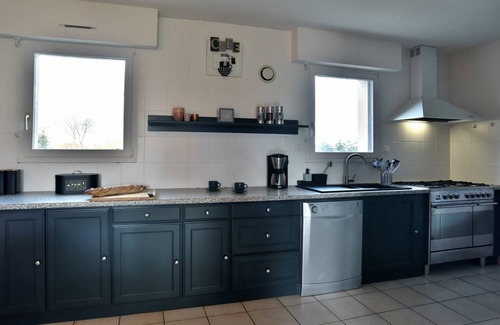 Pledeliac House | 330 m² House ∙ 4 bedrooms ∙ 10 guests