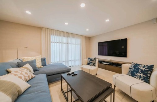 Peracko Blato House | 330 m² House ∙ 6 bedrooms ∙ 12 guests