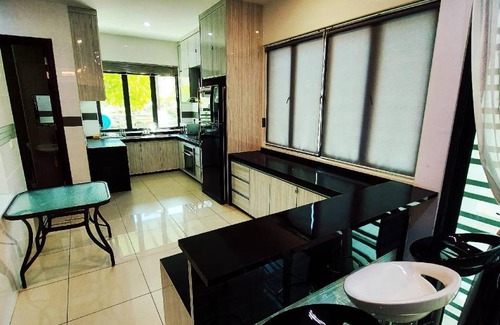 Bayan Lepas Villa | 330 m² Villa ∙ 4 bedrooms ∙ 10 guests