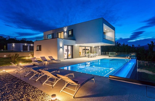 Podbablje Villa | 330 m² Villa ∙ 4 bedrooms ∙ 10 guests