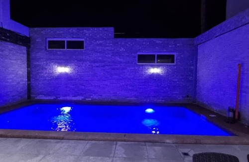 Angeles City Villa | 330 m² Villa ∙ 5 bedrooms ∙ 15 guests