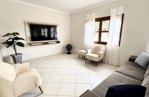 Boraceia House | 332 m² House ∙ 4 bedrooms ∙ 12 guests