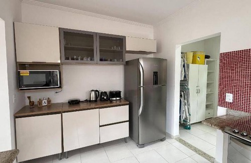 Boraceia House | 332 m² House ∙ 4 bedrooms ∙ 12 guests