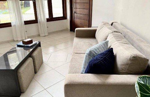 Boraceia House | 332 m² House ∙ 4 bedrooms ∙ 12 guests