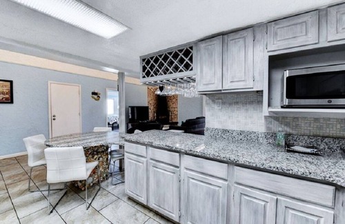 Panama City Beach House | #332 Updated PETS OK-WALK 2 PIER PARK-BEACH!