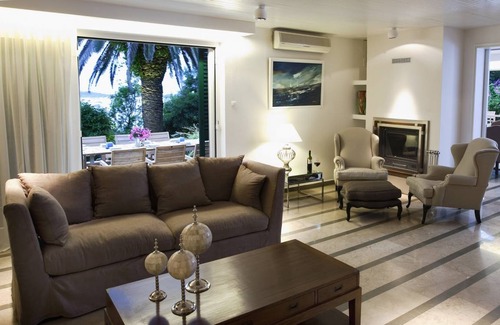 Stankovici House | 333 m² House ∙ 8 bedrooms ∙ 12 guests