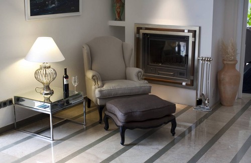 Stankovici House | 333 m² House ∙ 8 bedrooms ∙ 12 guests