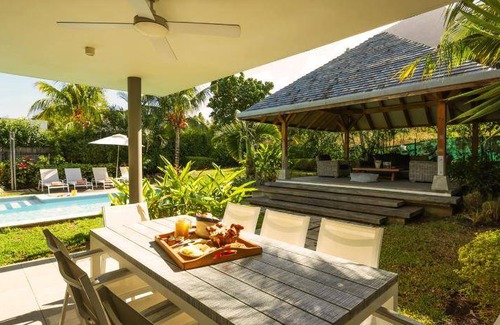 La Preneuse Resort | 333 m² Resort ∙ 4 bedrooms ∙ 127 guests