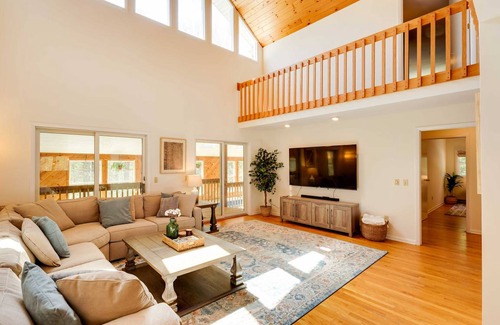 Diamond Point House | 334 m² House ∙ 3 bedrooms ∙ 10 guests
