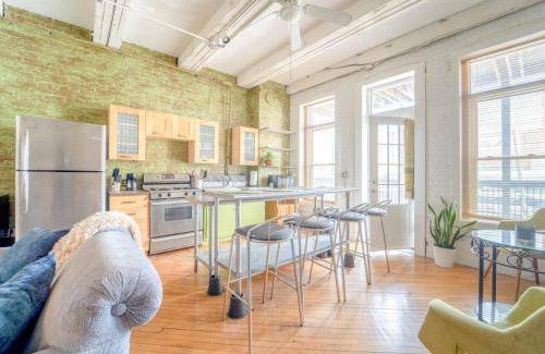 Binghamton Apartment | 335 m² Apartment ∙ 2 bedrooms ∙ 4 guests