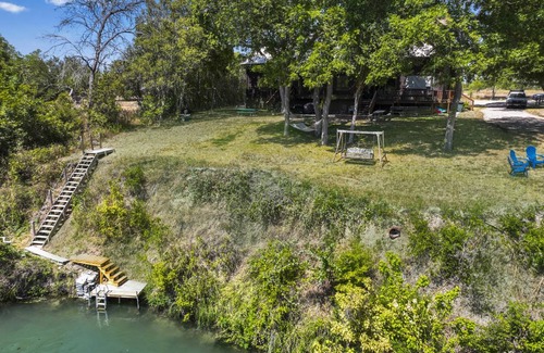 Martindale House | 335 m² House ∙ 3 bedrooms ∙ 6 guests