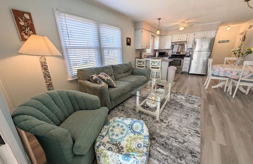 Frankford House | 33640 Briar Court North, Unit G-1