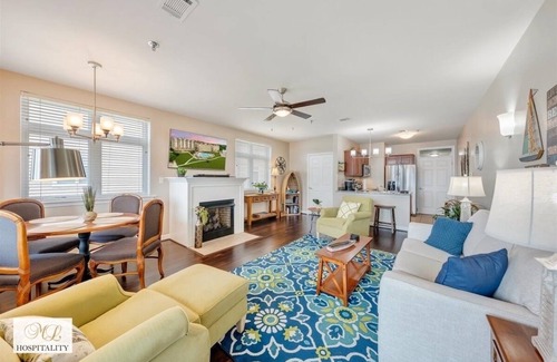 Huddleston Apartment | #338 Pointe - 2 Bedroom Lakefront Condo at Mariners SML