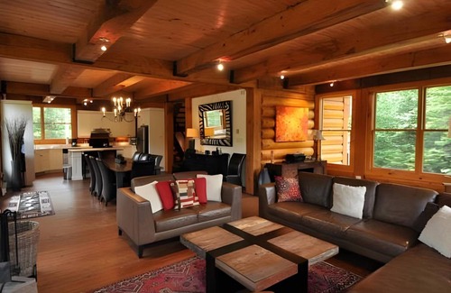 Lac Superieur Village Ski Chalet | 339 m² Chalet ∙ 5 bedrooms ∙ 12 guests