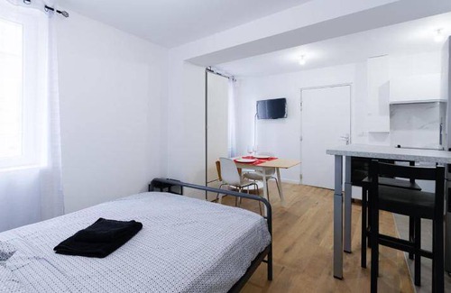 Puteaux Apartment | 34 m² Apartment ∙ 1 bedroom ∙ 4 guests