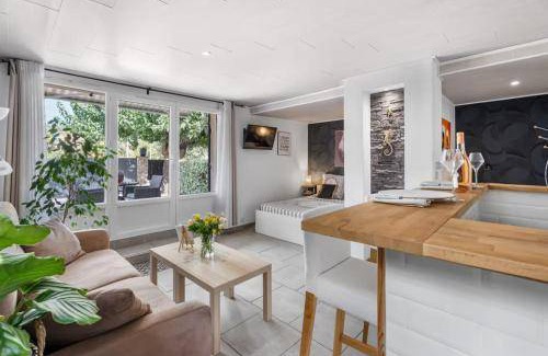 Cuers Apartment | 34 m² Apartment ∙ 1 bedroom ∙ 4 guests