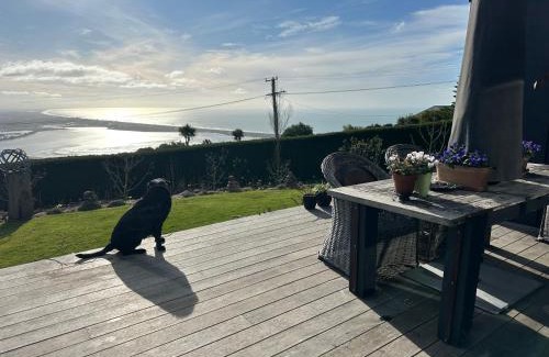 Mount Pleasant Bed & Breakfast | 340 deg Alps & Sea