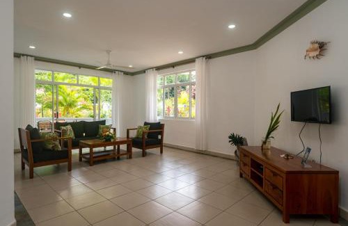 Mahe Island Apartment | 340 Degrees Mountain View Apartments
