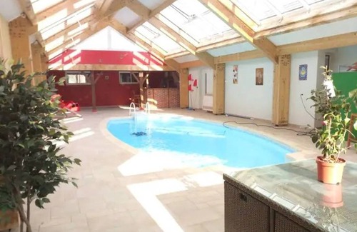 Niherne Cottage | 340 m² Cabin ∙ 6 bedrooms ∙ 12 guests