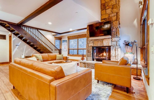 Copper Mountain House | 340 m² House ∙ 4 bedrooms ∙ 10 guests