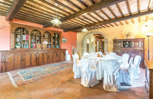 Torgiano House | 340 m² House ∙ 5 bedrooms ∙ 10 guests