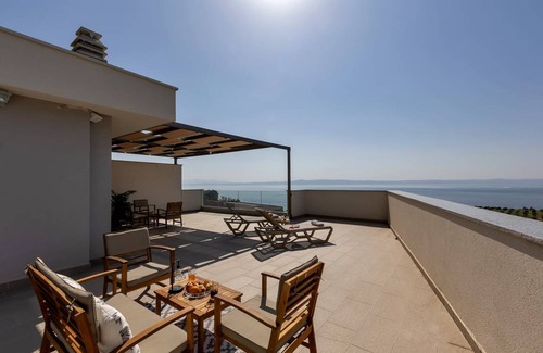 Krvavica Villa | 340 m² Villa ∙ 3 bedrooms ∙ 6 guests