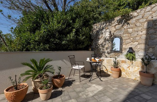 Krvavica Villa | 340 m² Villa ∙ 3 bedrooms ∙ 6 guests
