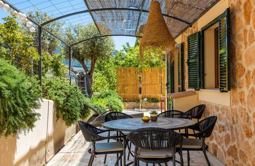 Valldemossa Villa | 340 m² Villa ∙ 4 bedrooms ∙ 6 guests