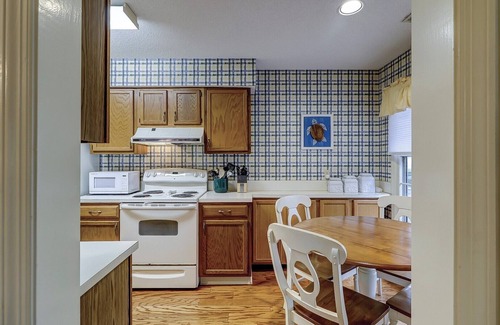 Palmetto Dunes Condo | 3410 Carolina Place - Townhome with Carolina Room and Loft and Nature Views